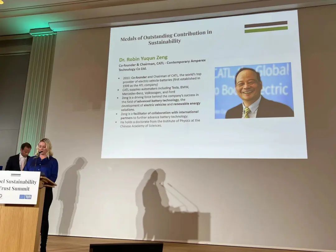 02-配圖.jpg 02-配圖.jpg